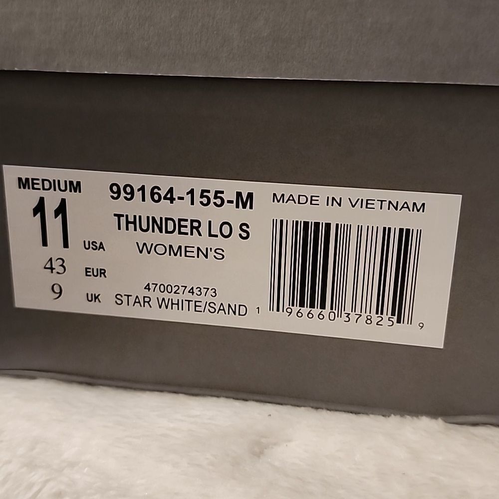 NIB Palladium Women's Thunder Lo's Sneaker - Star White/Sand - Picture 10 of 10